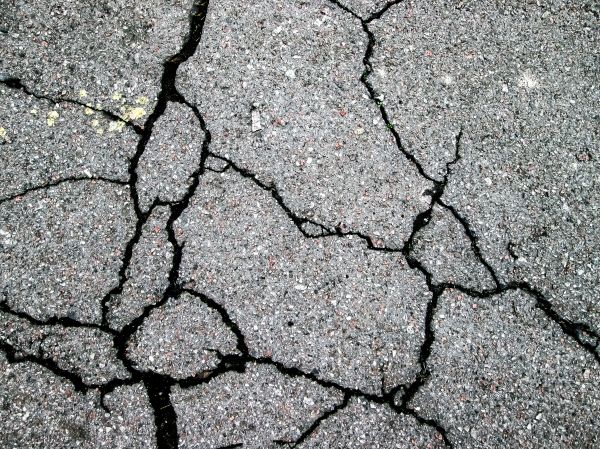 Driveway Crack Filling in Vallejo