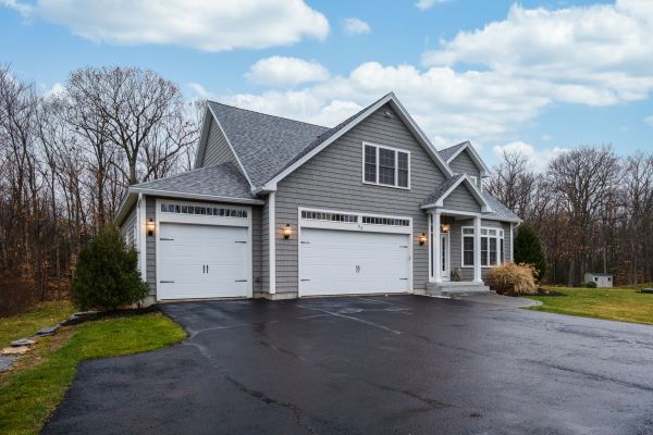Cost of Driveway Tarring in Vallejo
