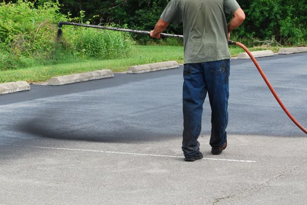 Lot Sealcoating in Vallejo